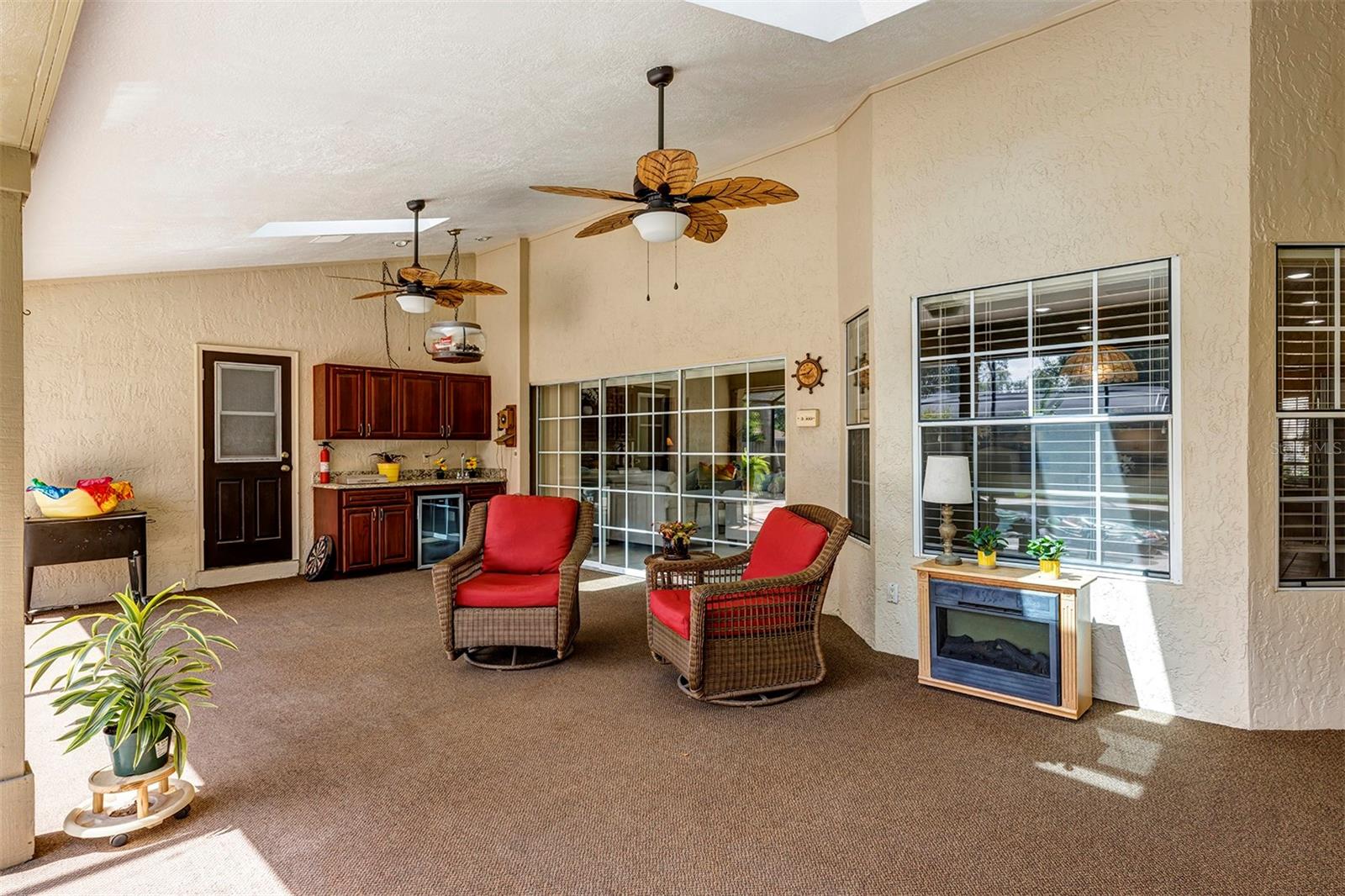 1039 WHISPERING CV, CASSELBERRY, FL, 32707