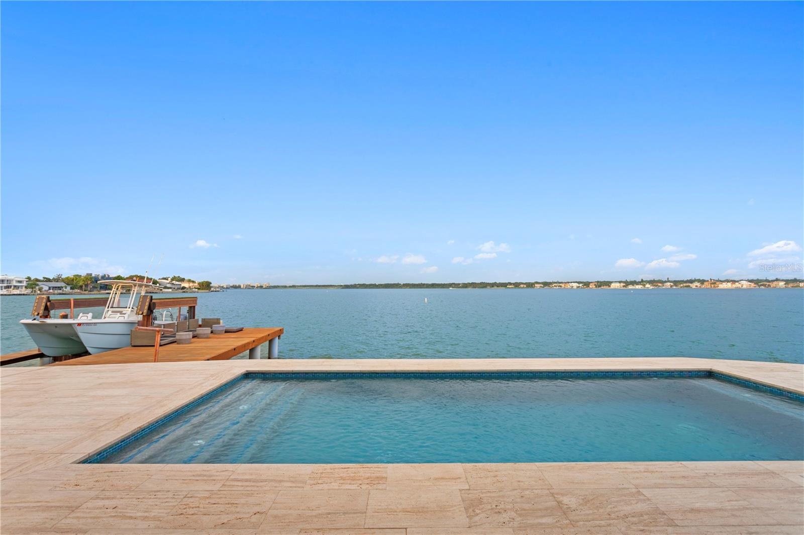 TB8379196 Property Photo