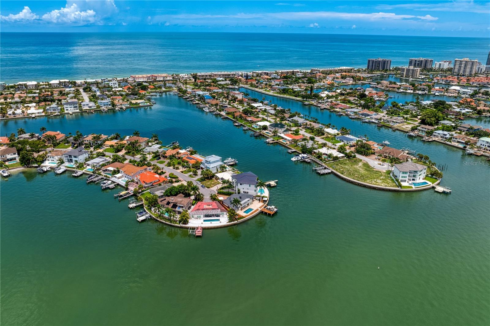 TB8379196 Property Photo