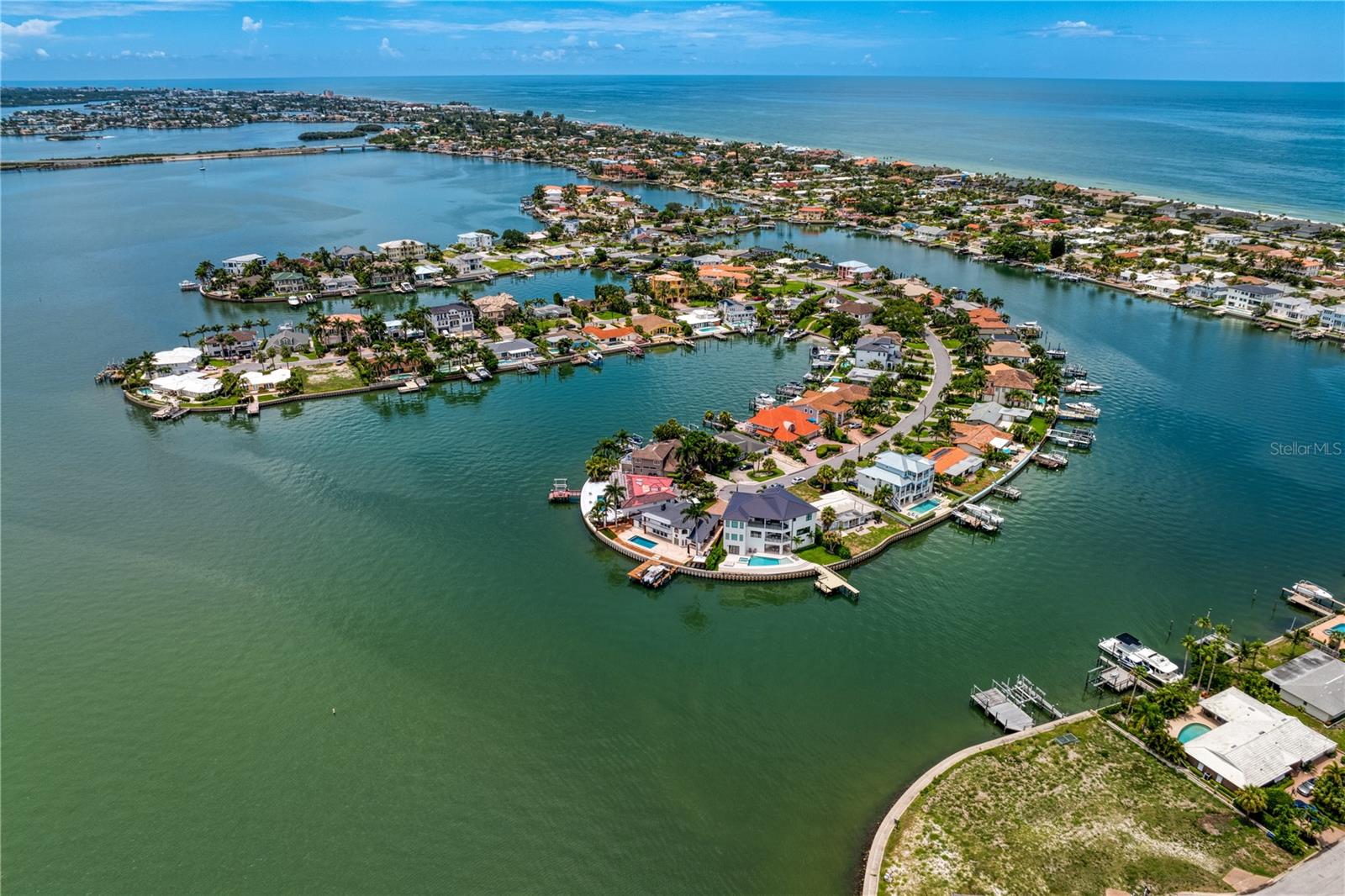 TB8379196 Property Photo