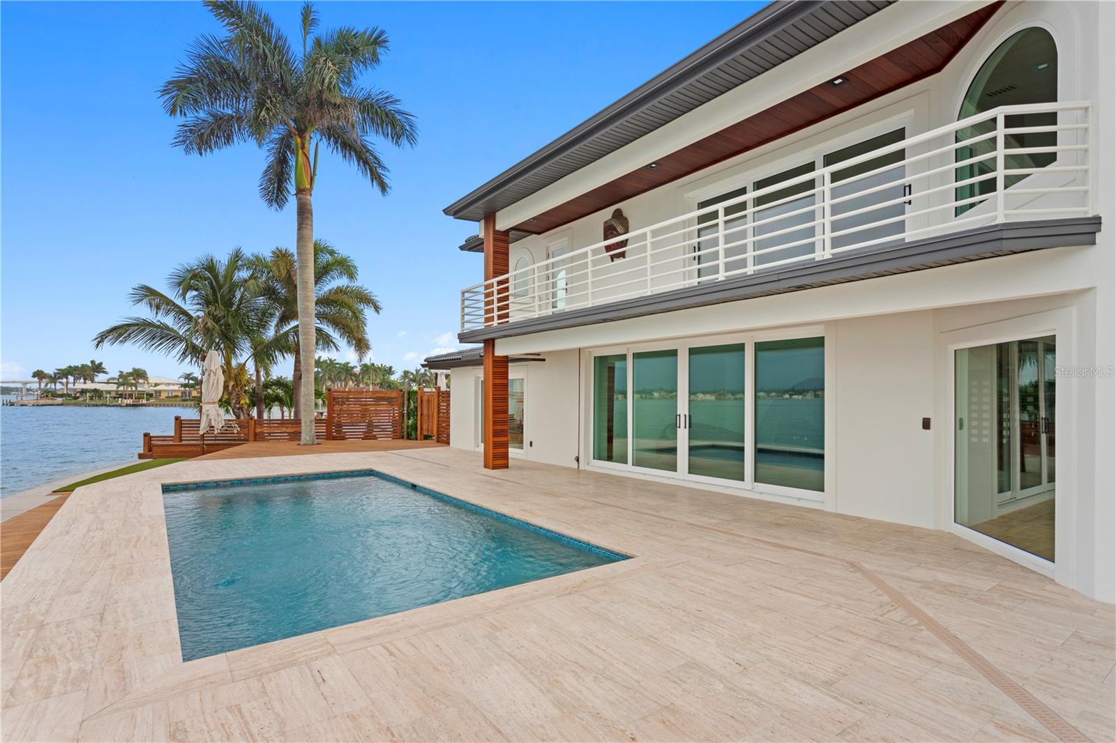 TB8379196 Property Photo