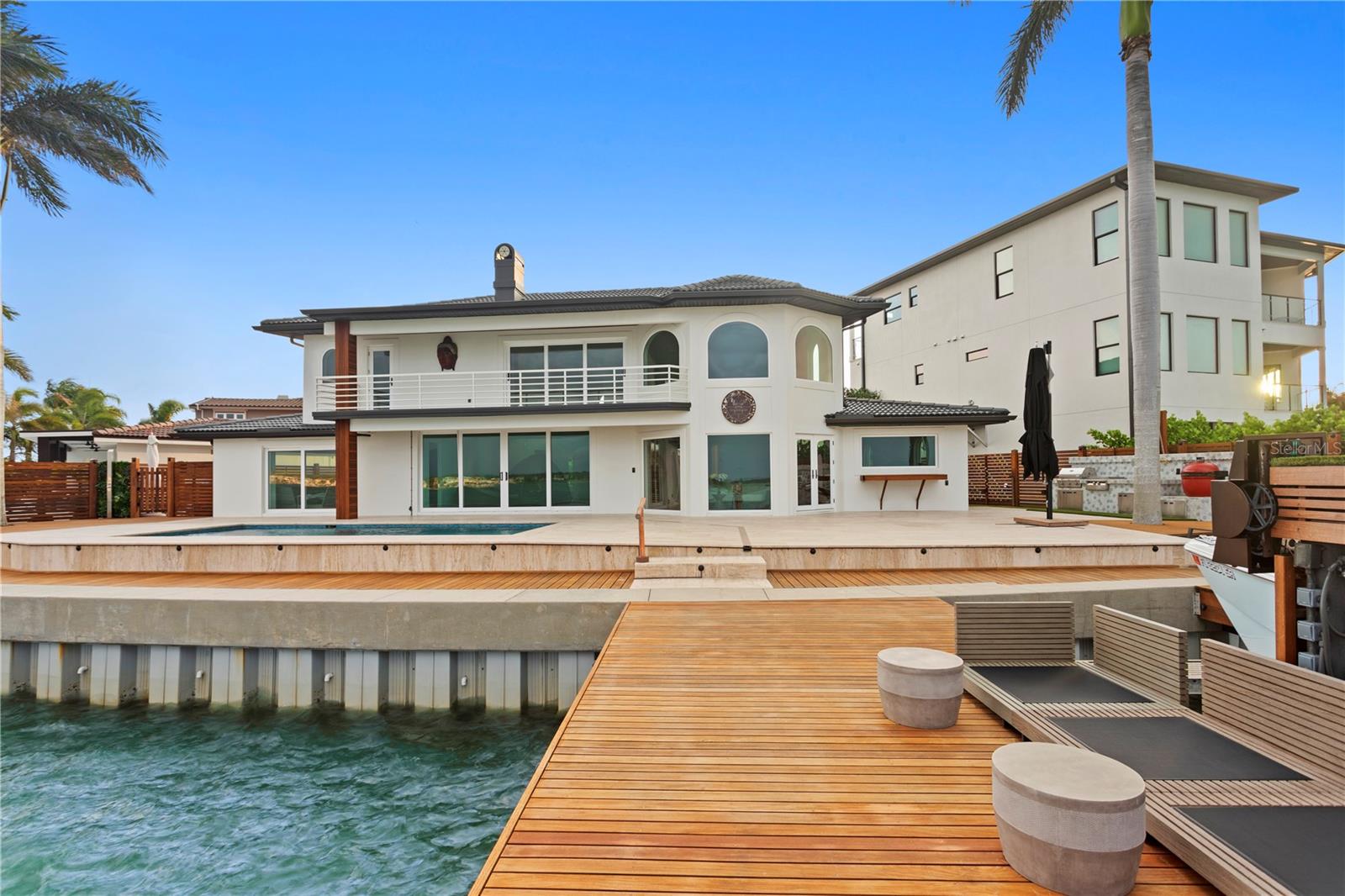 TB8379196 Property Photo