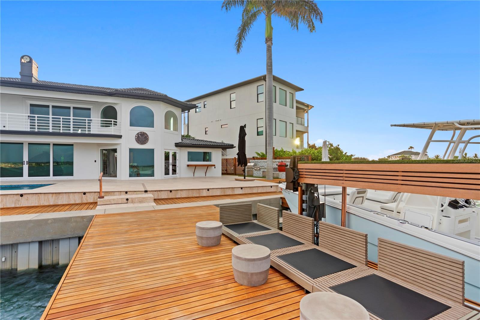 TB8379196 Property Photo