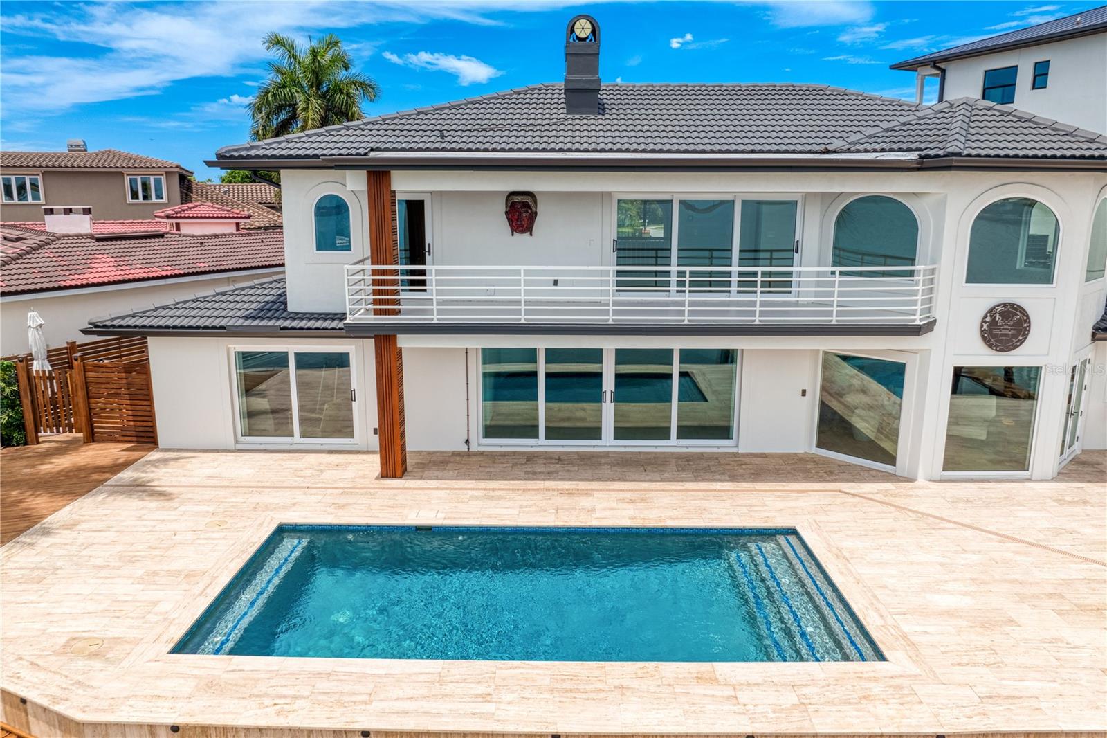 TB8379196 Property Photo