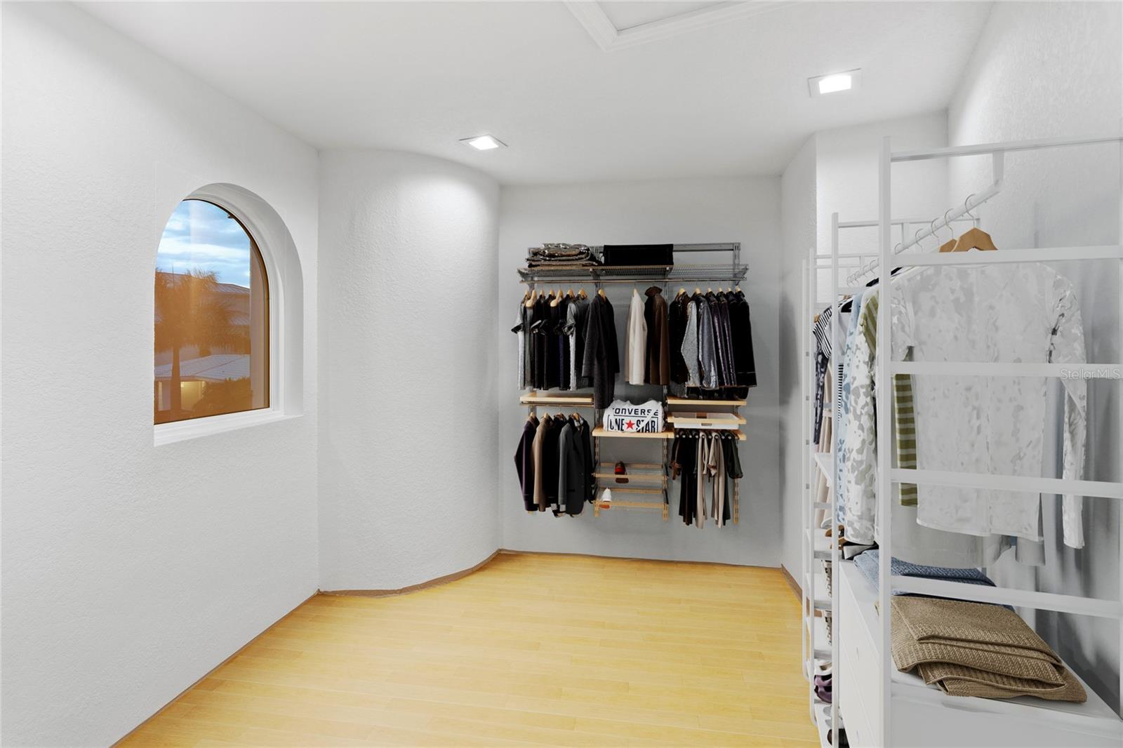 TB8379196 Property Photo