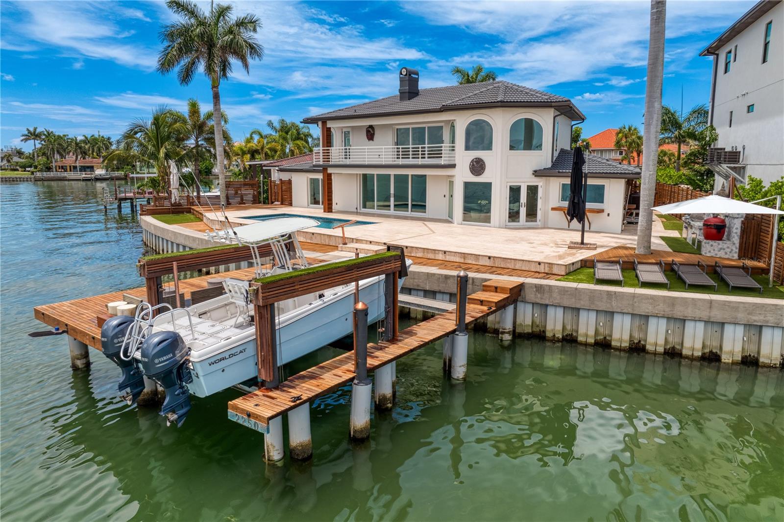 TB8379196 Property Photo