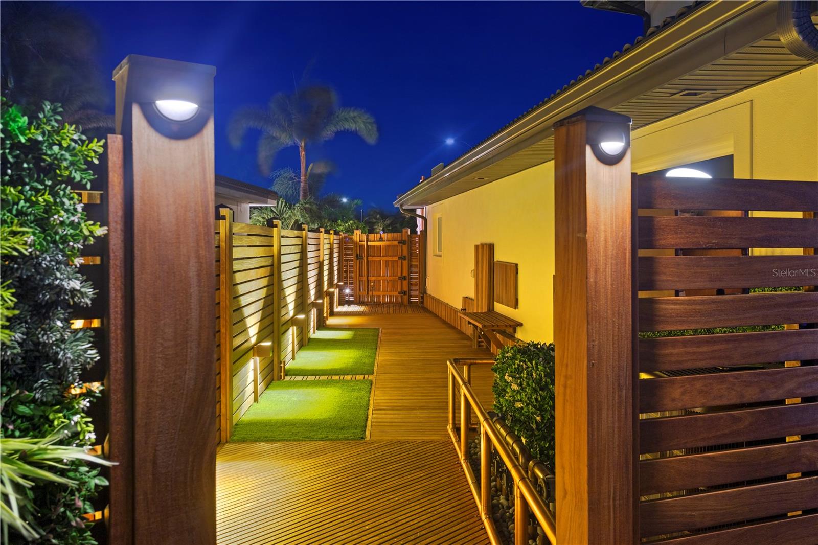 TB8379196 Property Photo