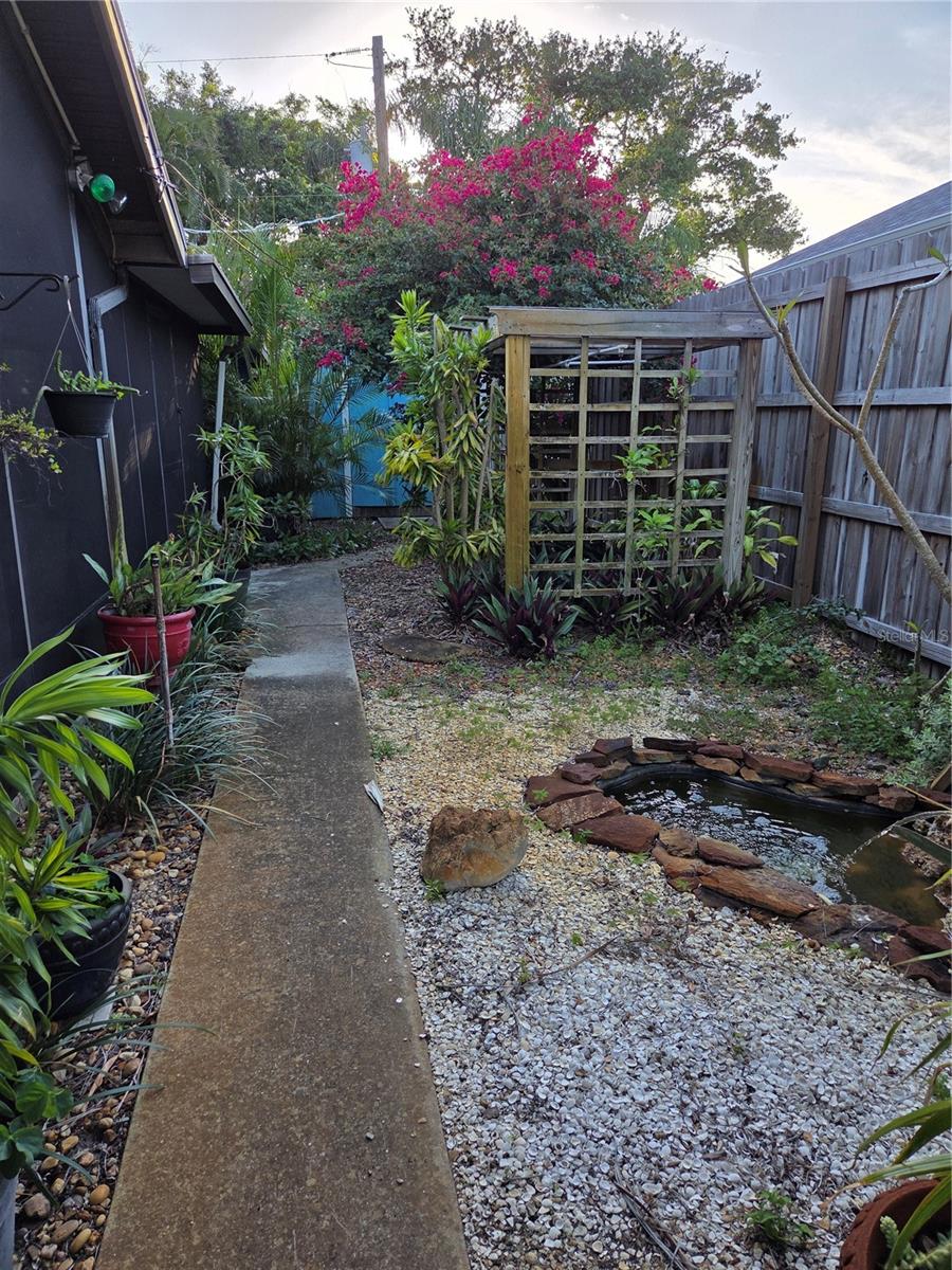 4700 NEPTUNE RD, VENICE, FL, 34293