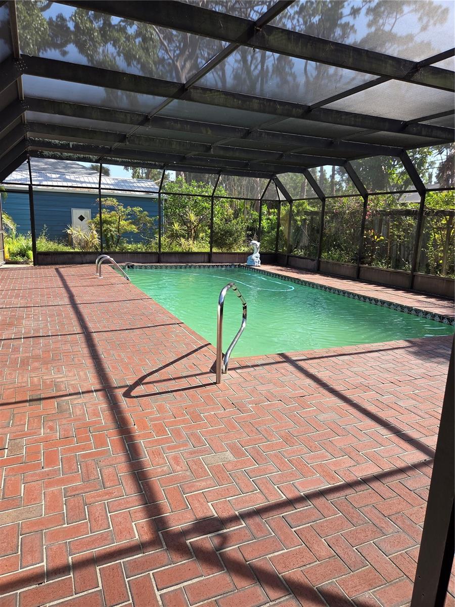 4700 NEPTUNE RD, VENICE, FL, 34293