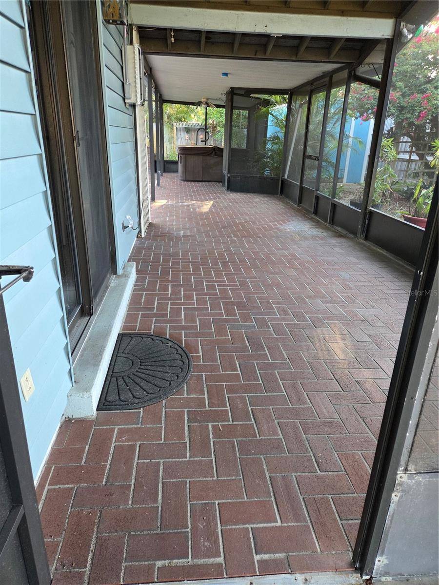 4700 NEPTUNE RD, VENICE, FL, 34293