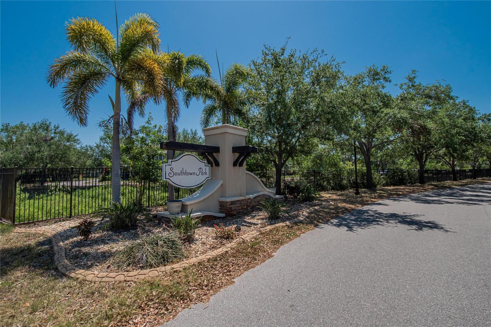 6918 FROG POCKET PL, TAMPA, FL, 33616