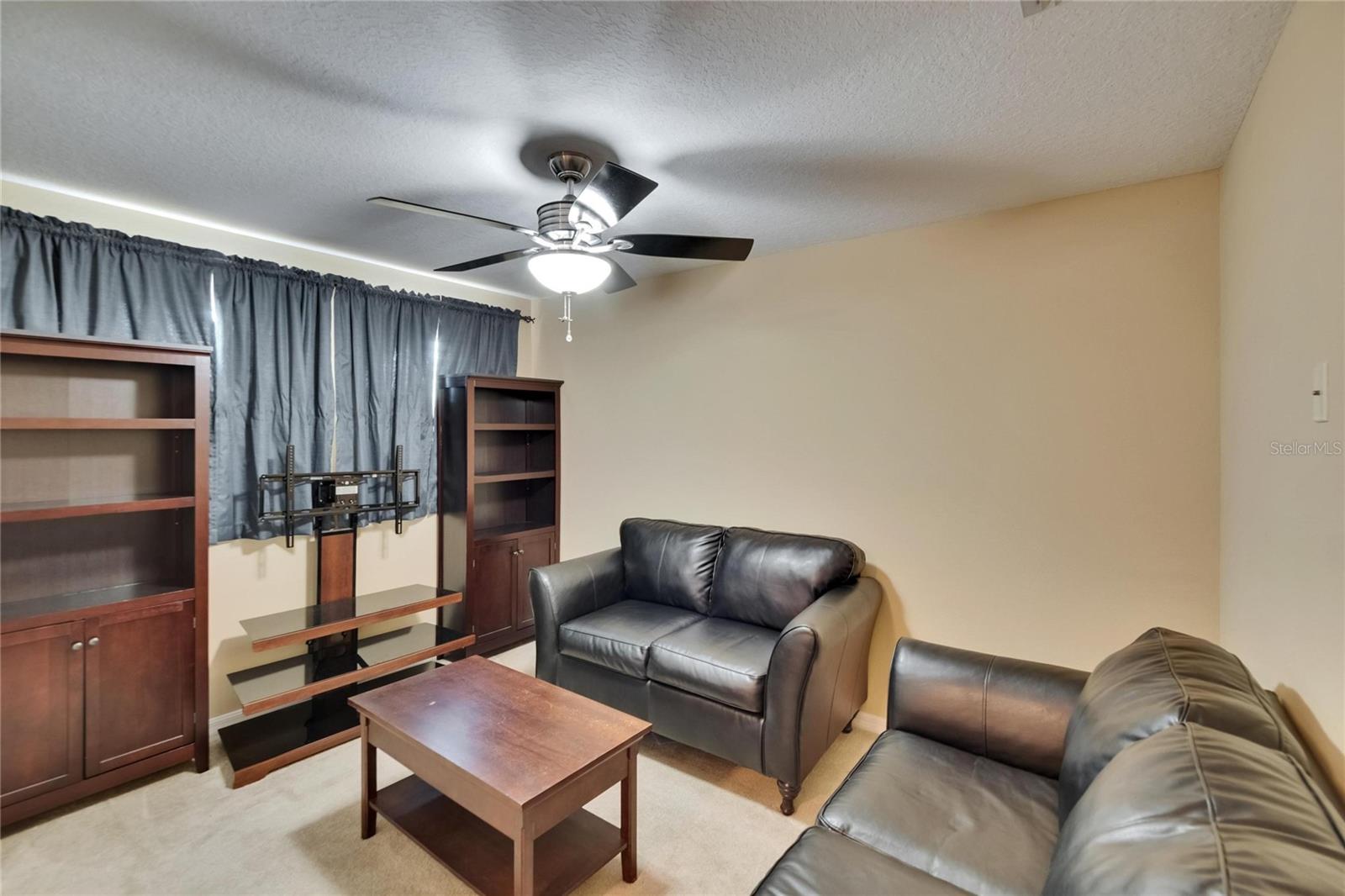 6918 FROG POCKET PL, TAMPA, FL, 33616