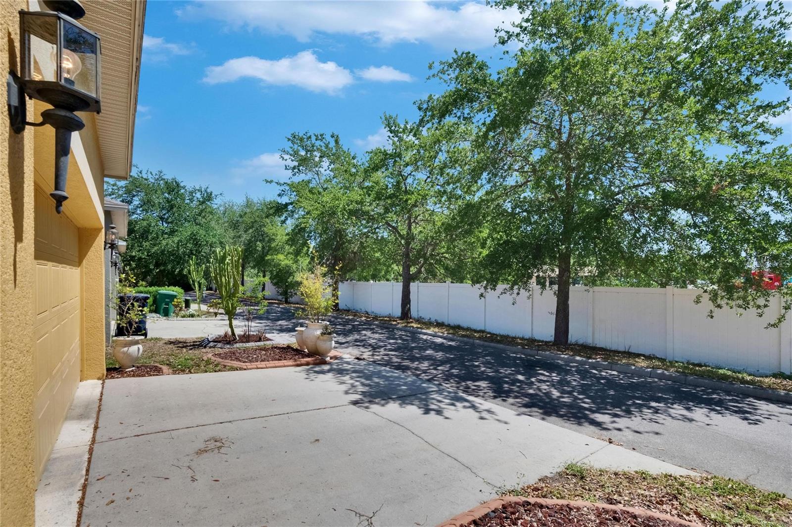 6918 FROG POCKET PL, TAMPA, FL, 33616