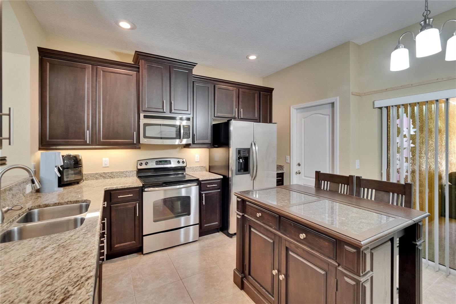 6918 FROG POCKET PL, TAMPA, FL, 33616