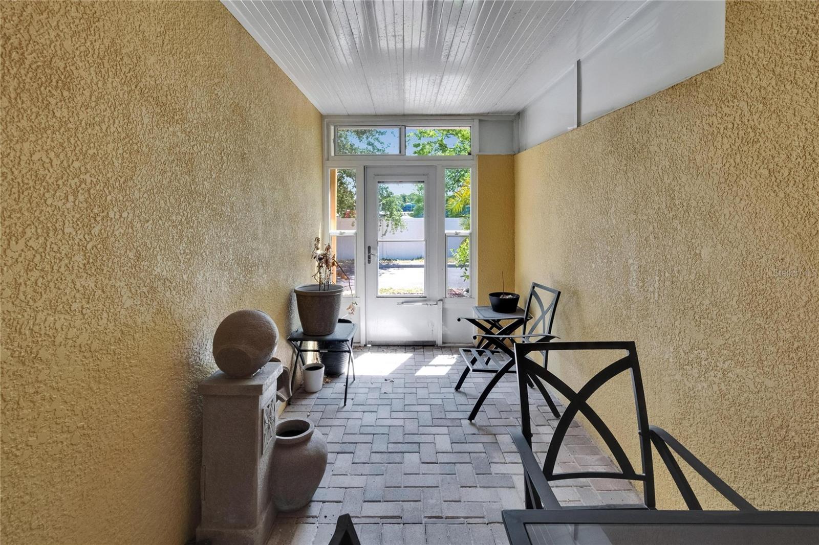 6918 FROG POCKET PL, TAMPA, FL, 33616