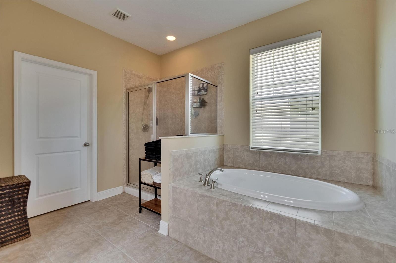 6918 FROG POCKET PL, TAMPA, FL, 33616