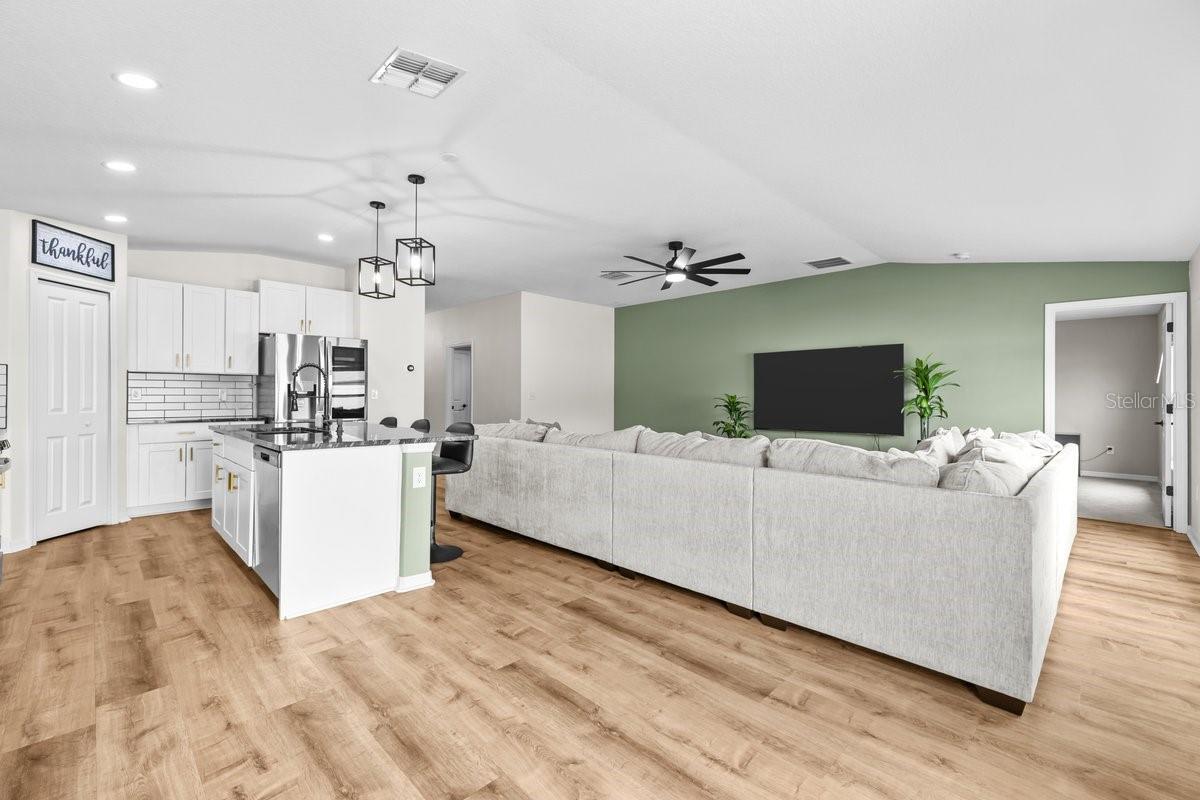 10333 SCARLET SKIMMER DR, RIVERVIEW, FL, 33578