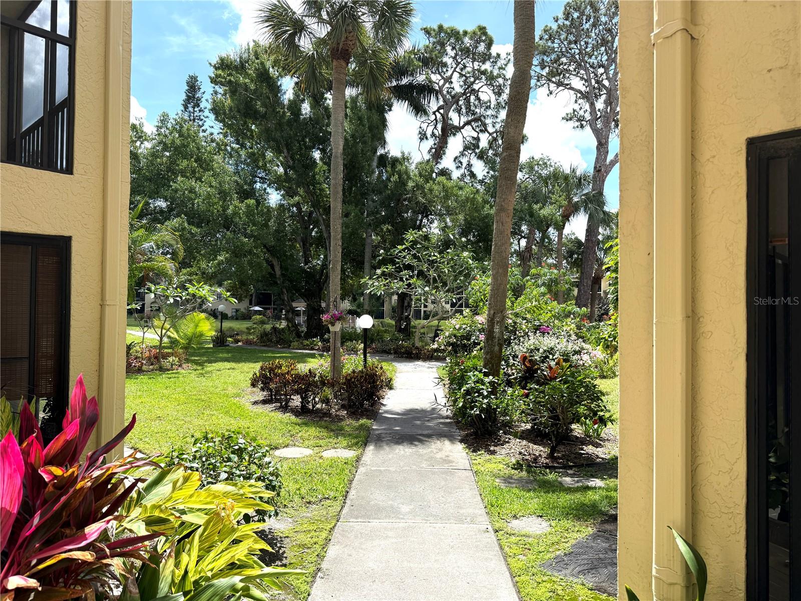 425 30TH AVE W #C204, BRADENTON, FL, 34205