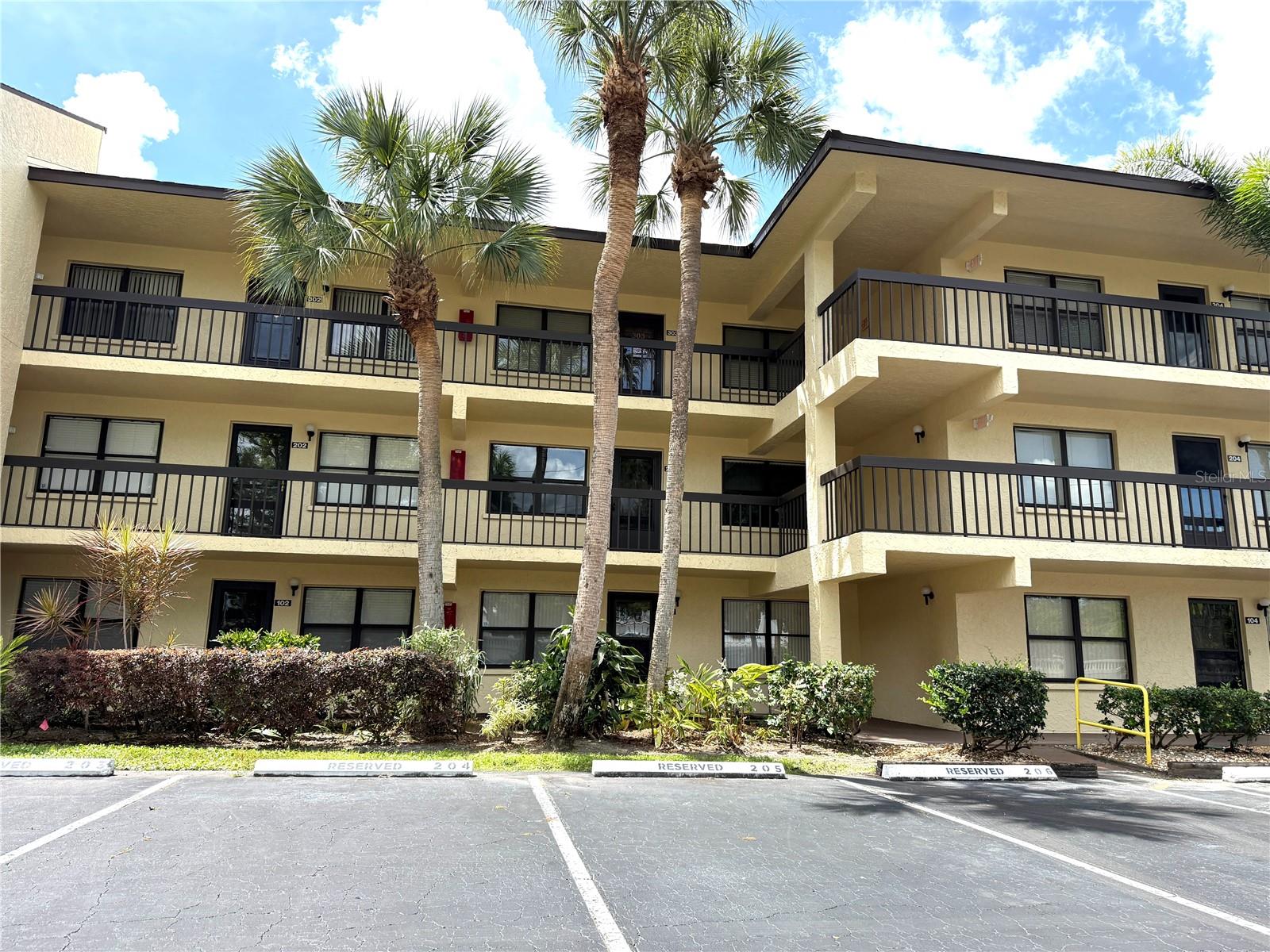 425 30TH AVE W #C204, BRADENTON, FL, 34205
