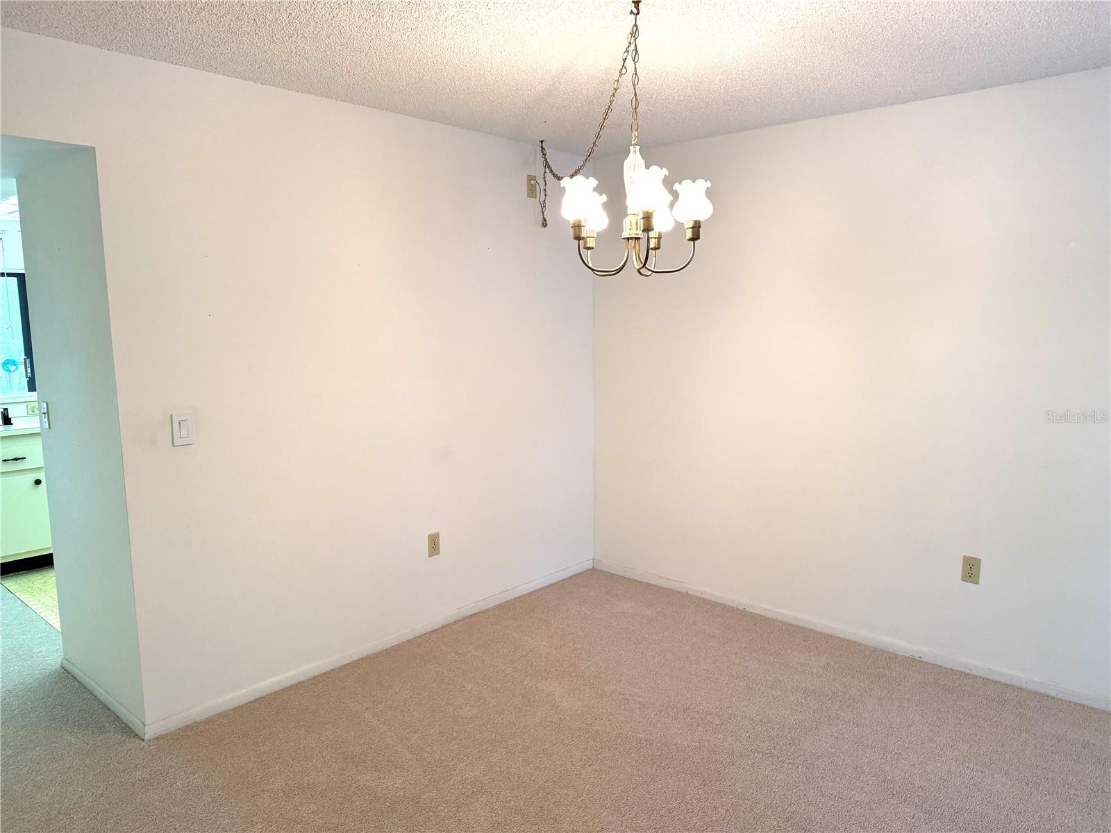 425 30TH AVE W #C204, BRADENTON, FL, 34205