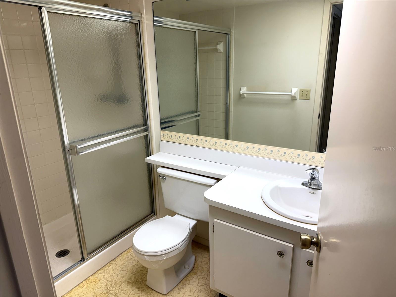 425 30TH AVE W #C204, BRADENTON, FL, 34205