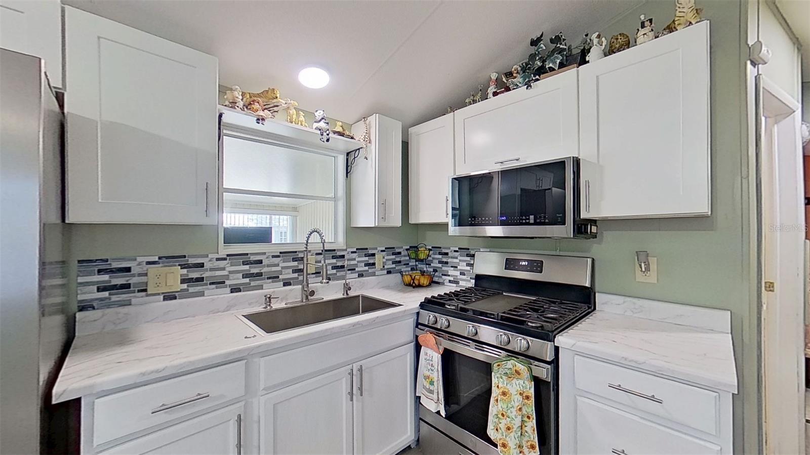 332 CITRUS RIDGE DR, DAVENPORT, FL, 33837