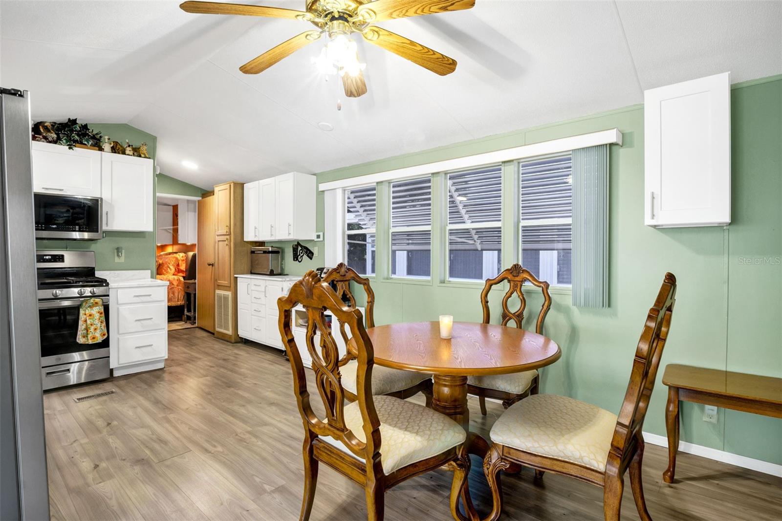 332 CITRUS RIDGE DR, DAVENPORT, FL, 33837