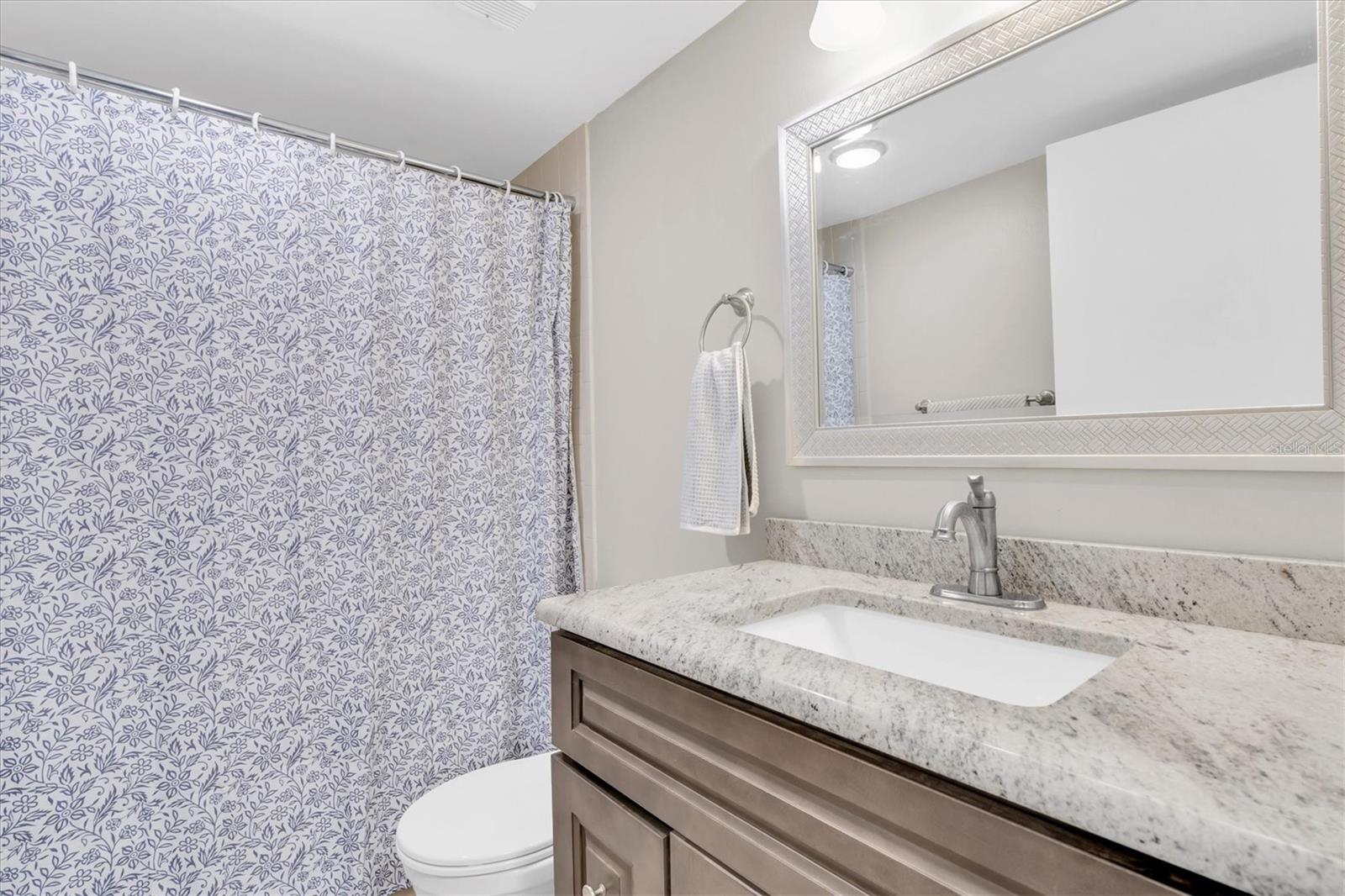 90 S HIGHLAND AVE #201, TARPON SPRINGS, FL, 34689