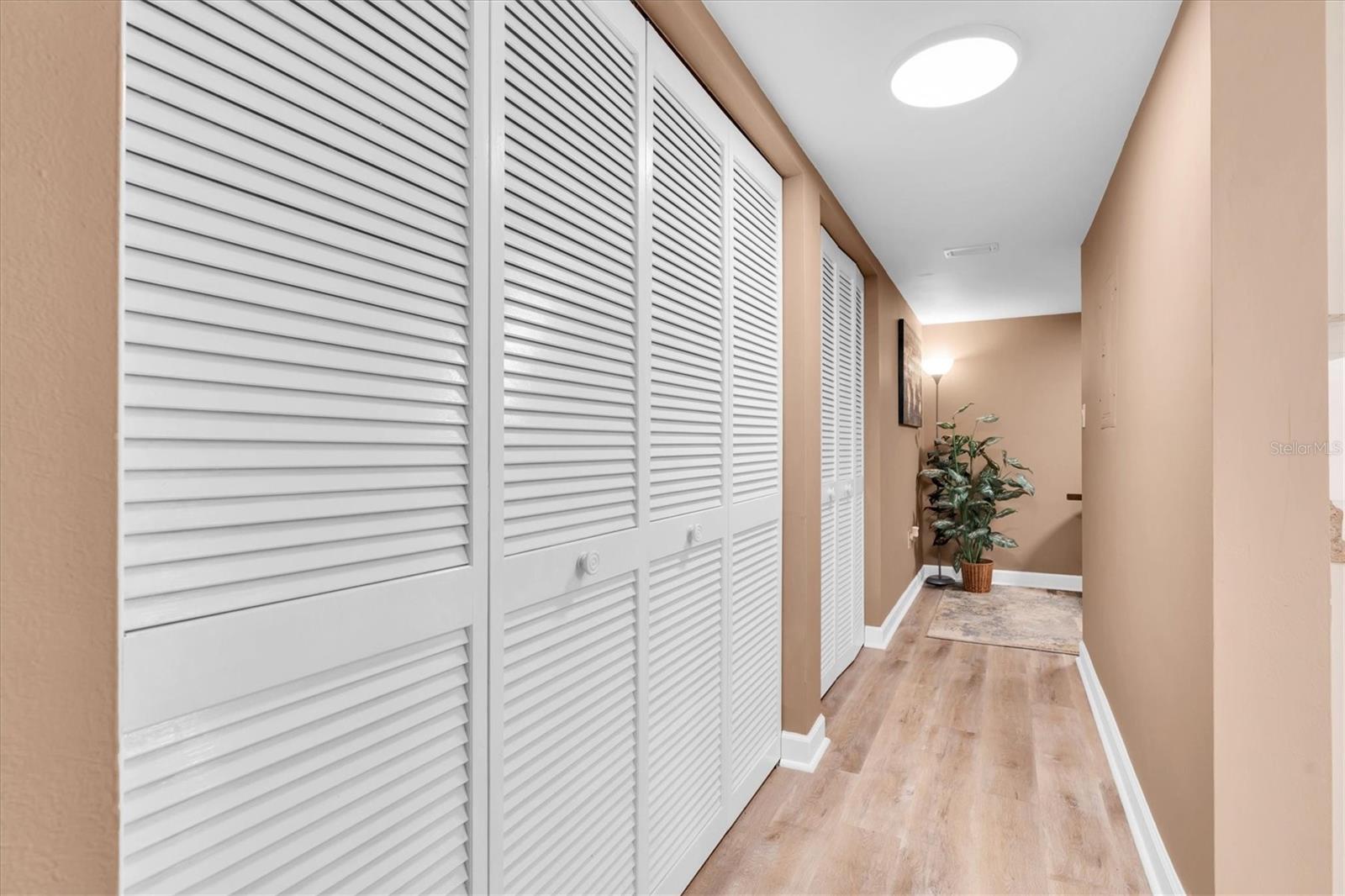 90 S HIGHLAND AVE #201, TARPON SPRINGS, FL, 34689
