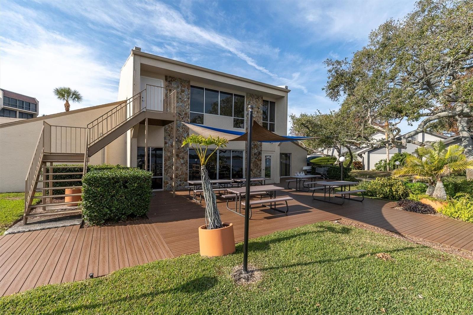 90 S HIGHLAND AVE #201, TARPON SPRINGS, FL, 34689