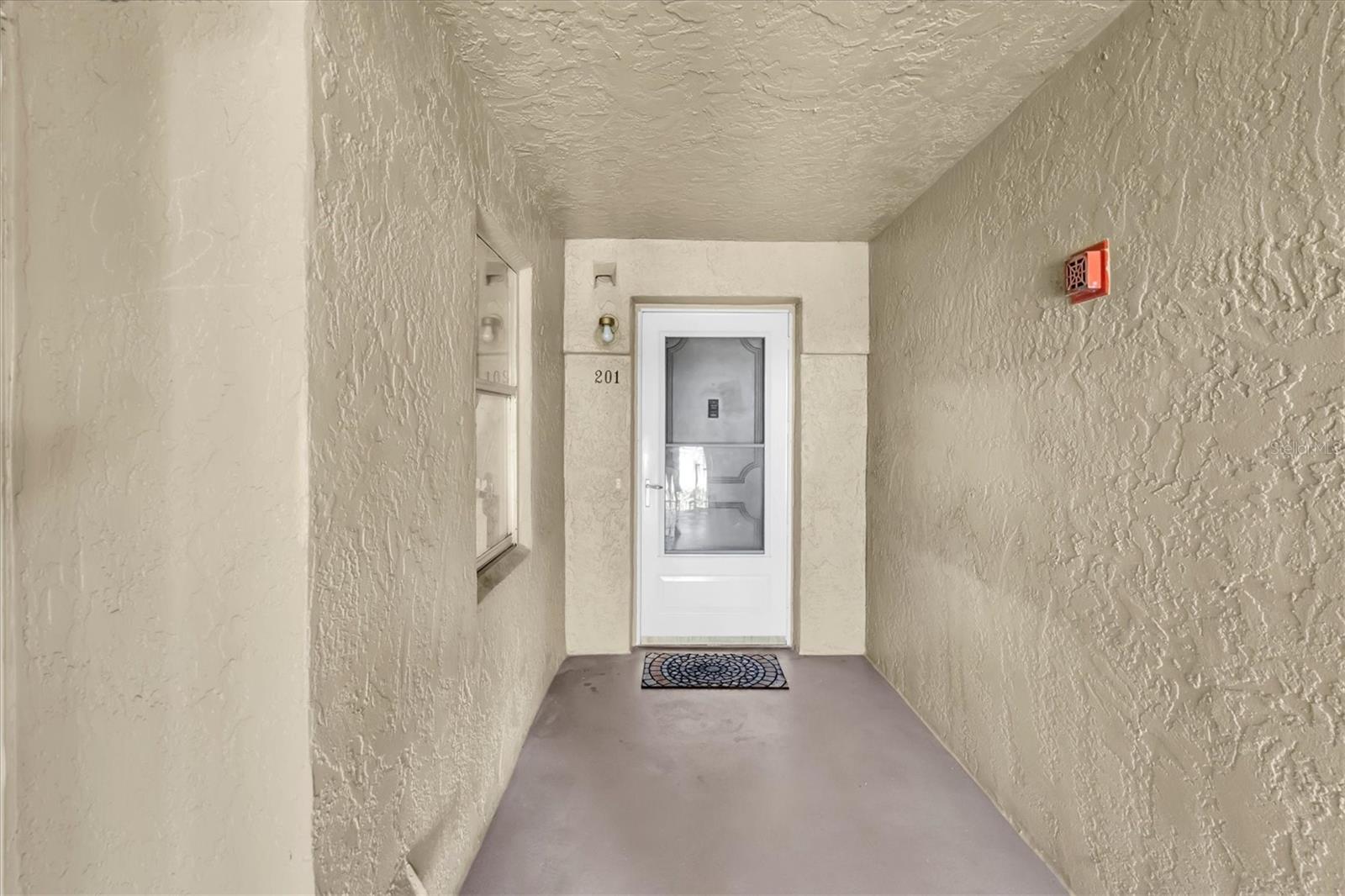 90 S HIGHLAND AVE #201, TARPON SPRINGS, FL, 34689
