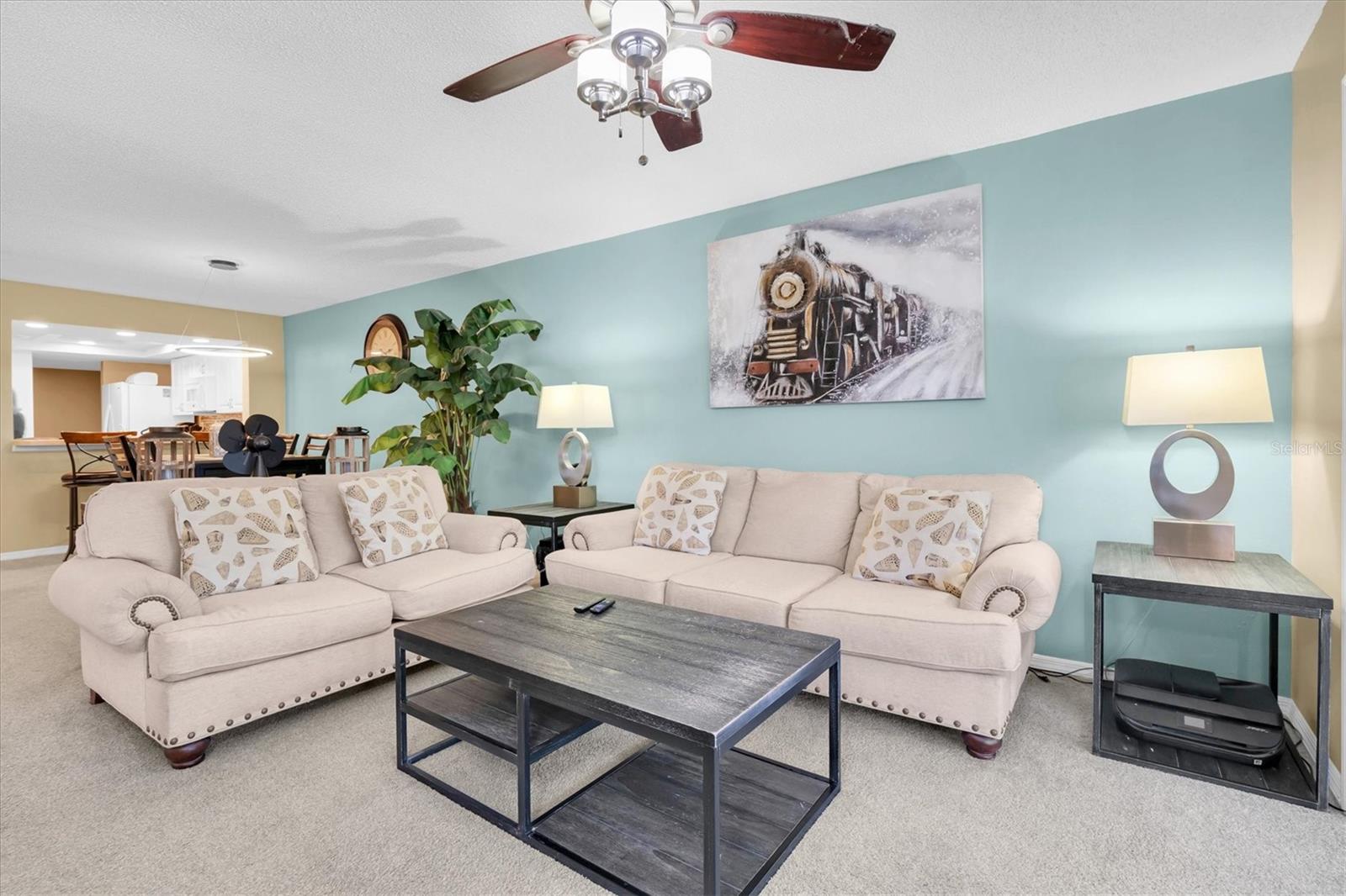90 S HIGHLAND AVE #201, TARPON SPRINGS, FL, 34689