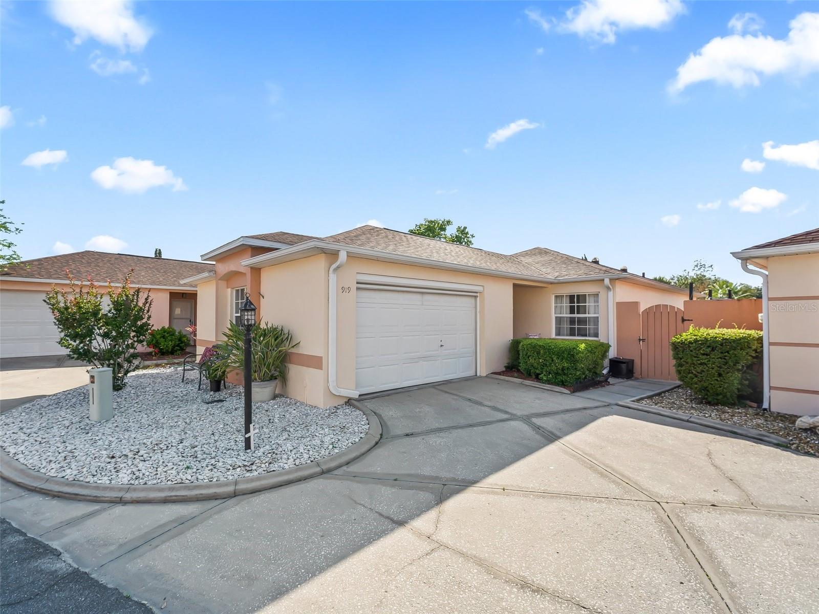 919 MEDIRA DR, THE VILLAGES, FL, 32159