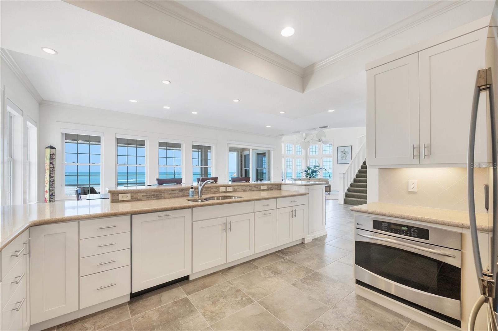 D6142123 Property Photo