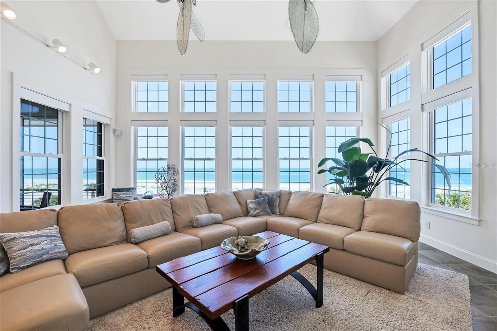 D6142123 Property Photo