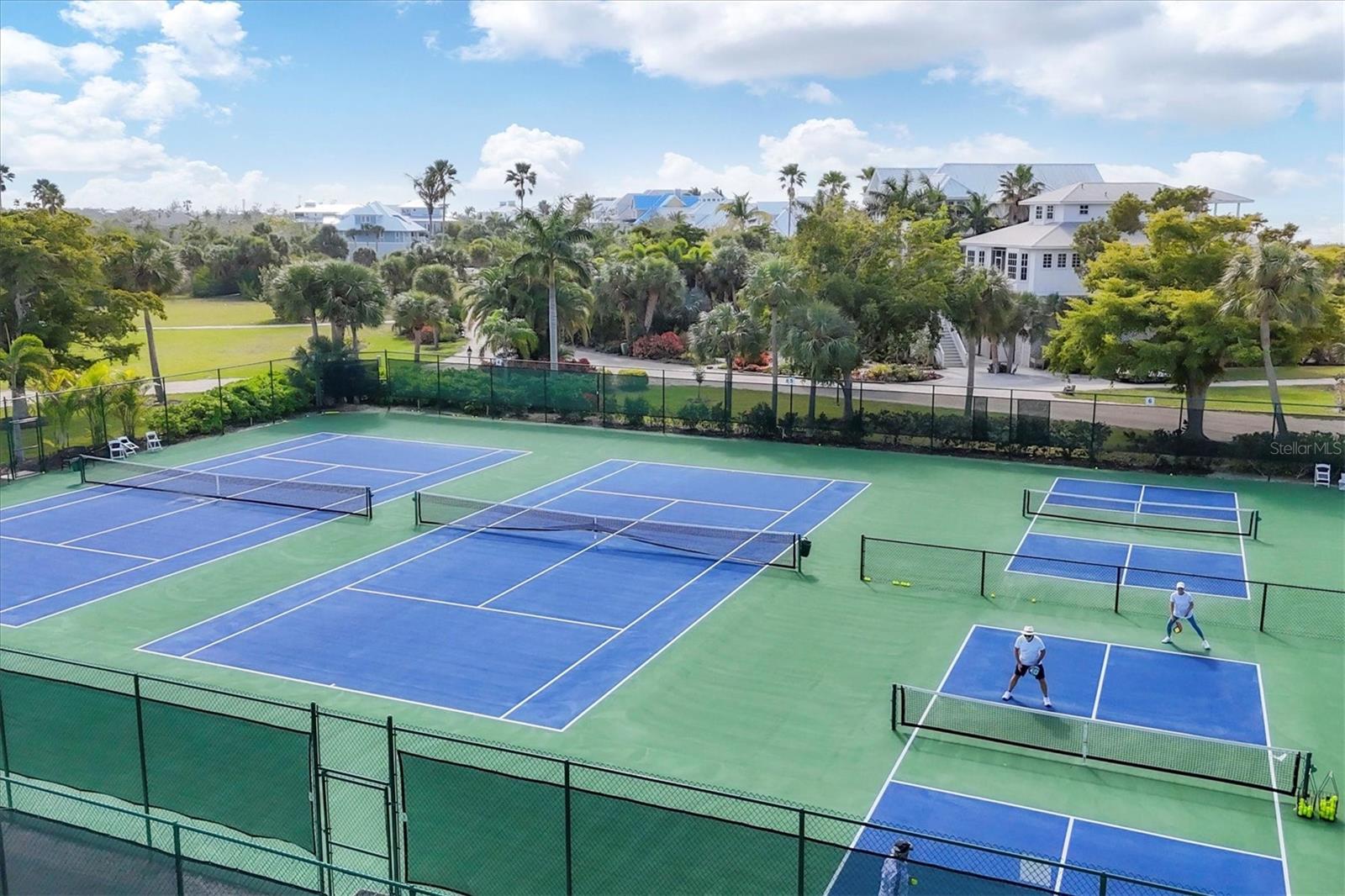 D6142123 Property Photo