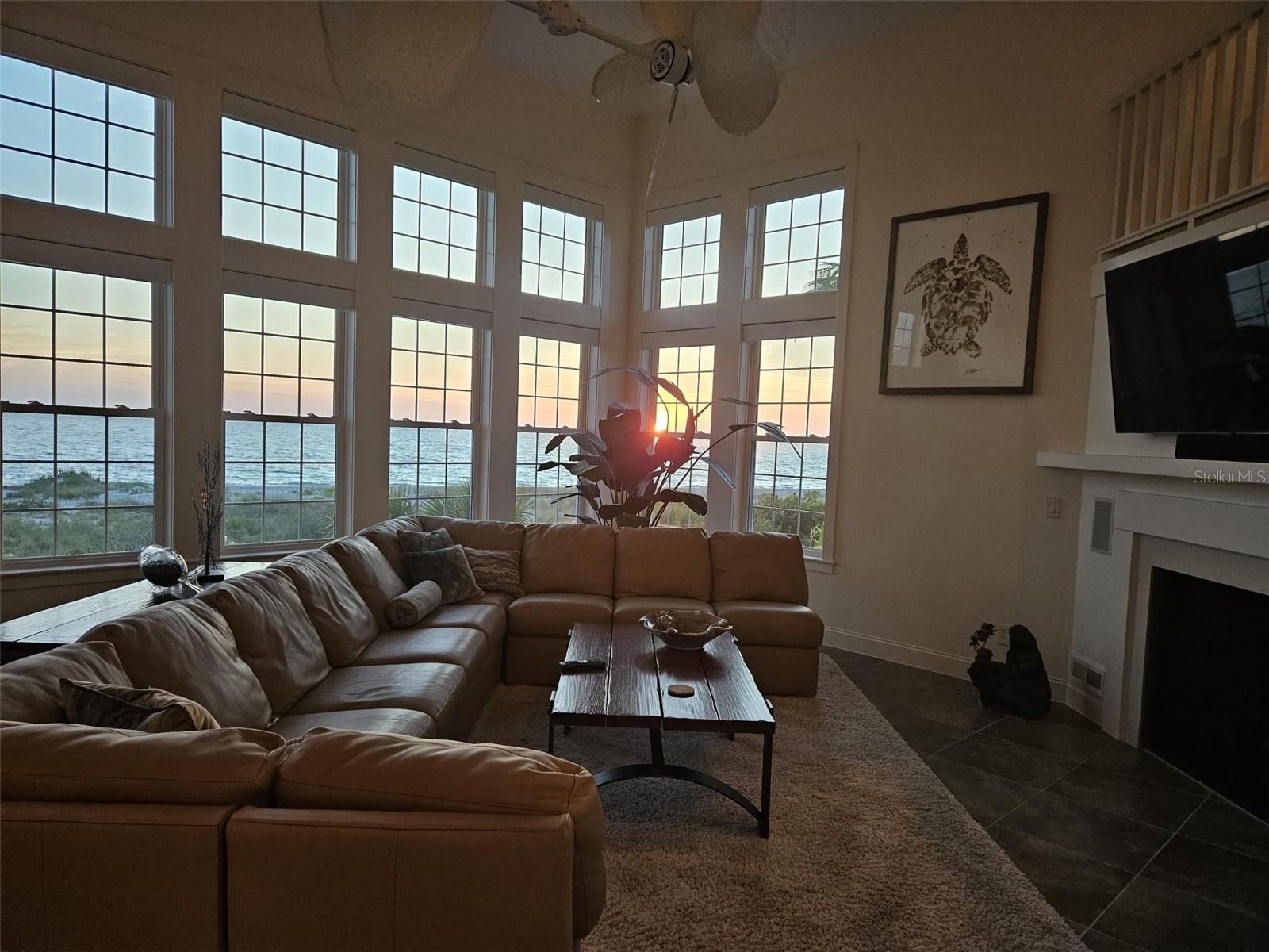 D6142123 Property Photo