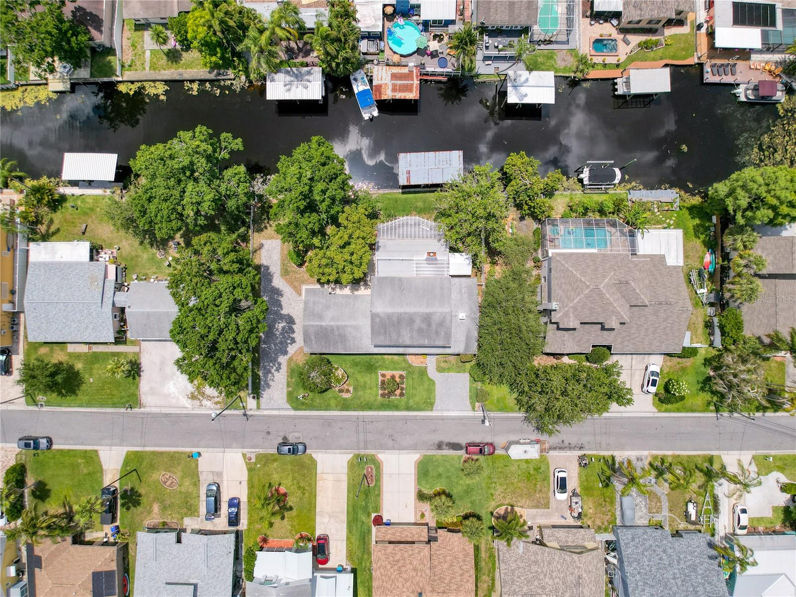 75 N CANAL DR, PALM HARBOR, FL, 34684