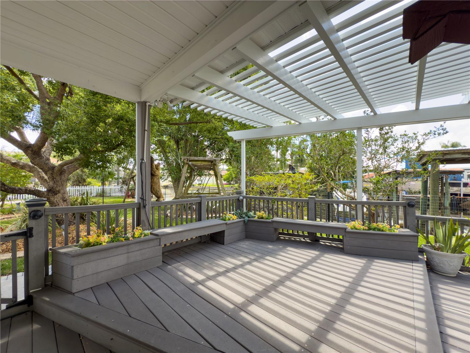 75 N CANAL DR, PALM HARBOR, FL, 34684