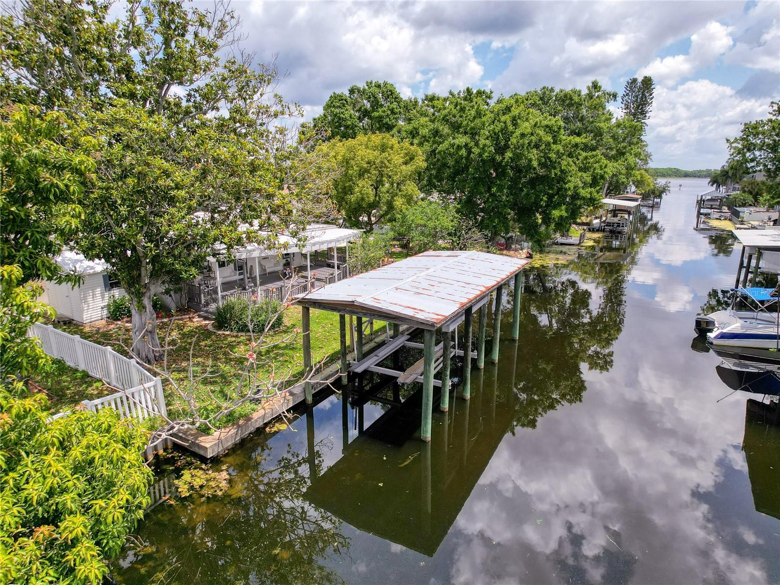 75 N CANAL DR, PALM HARBOR, FL, 34684