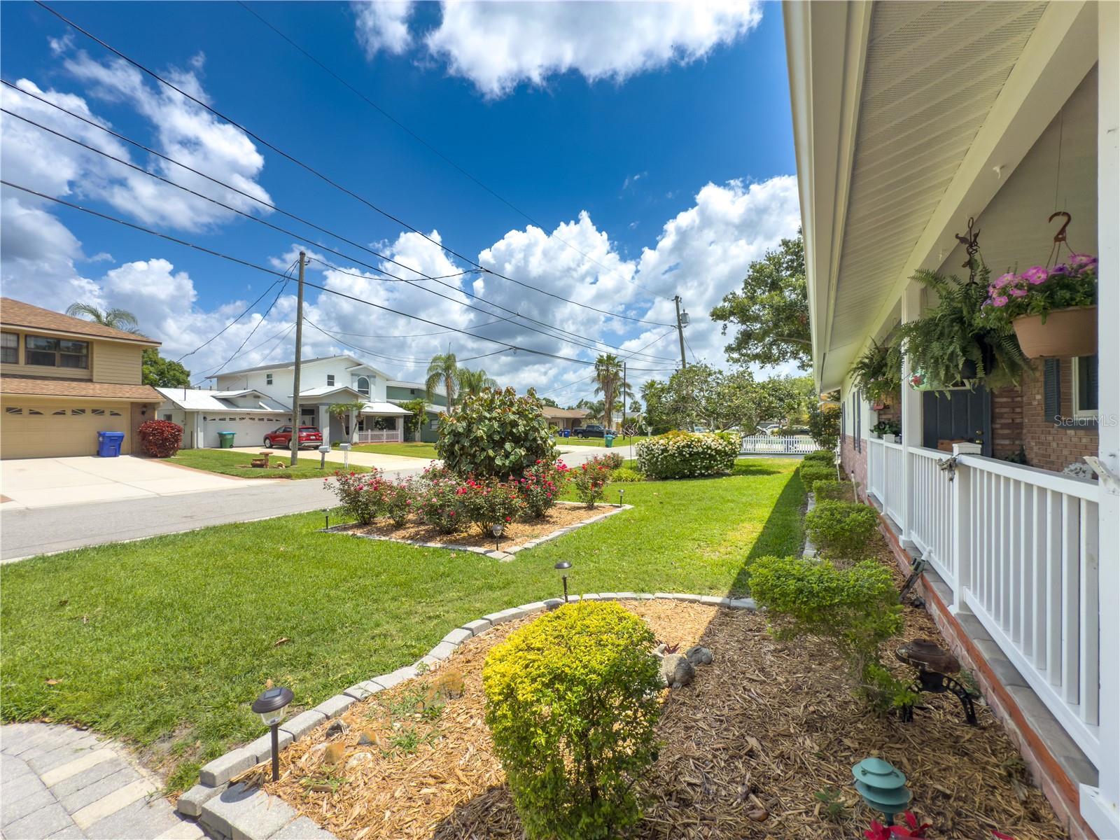 75 N CANAL DR, PALM HARBOR, FL, 34684