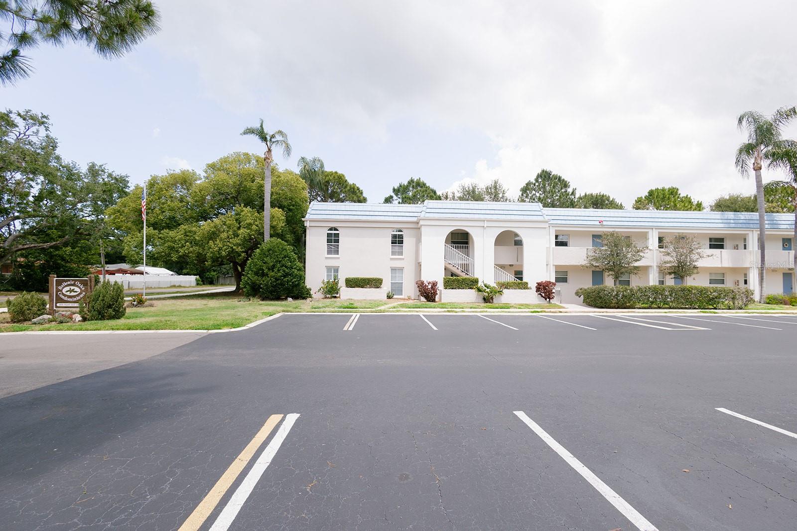 1975 W BAY DR #301, LARGO, FL, 33770