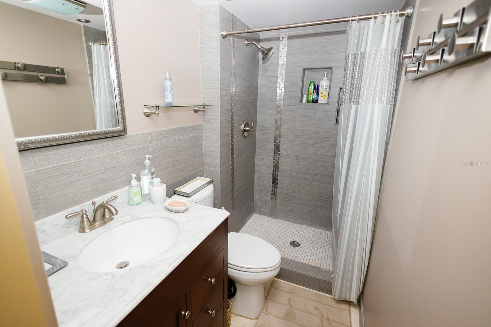 1975 W BAY DR #301, LARGO, FL, 33770