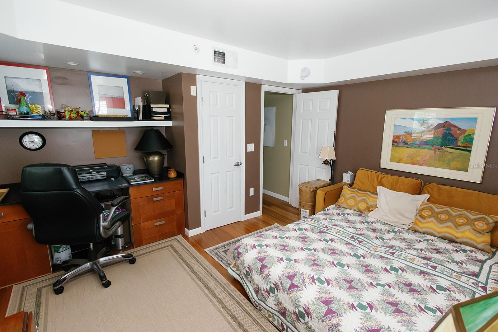 1975 W BAY DR #301, LARGO, FL, 33770