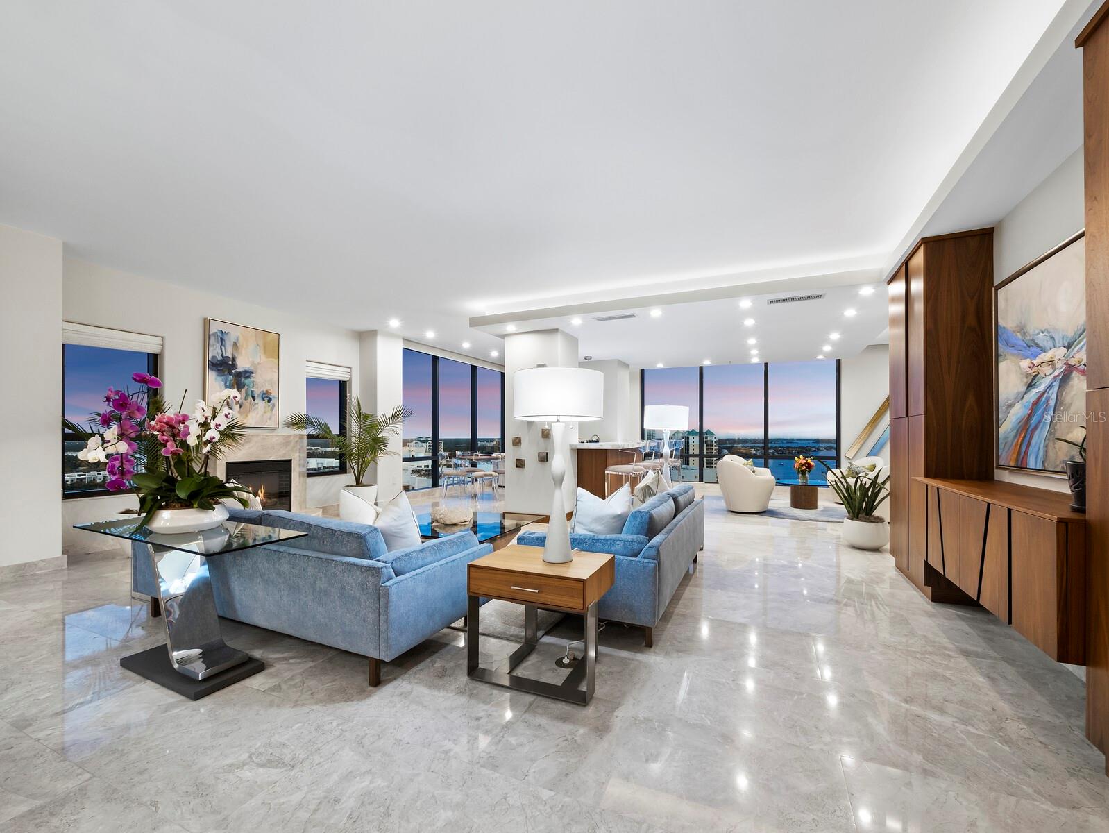 A4650526 Property Photo