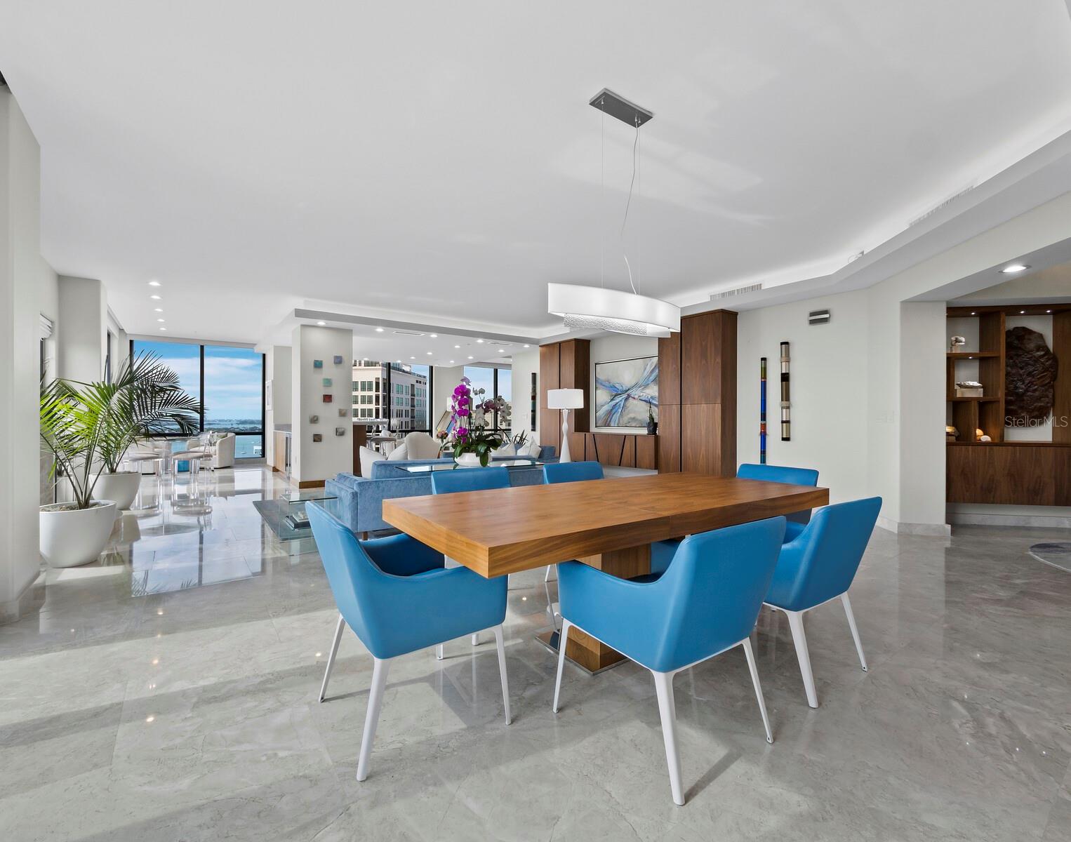 A4650526 Property Photo