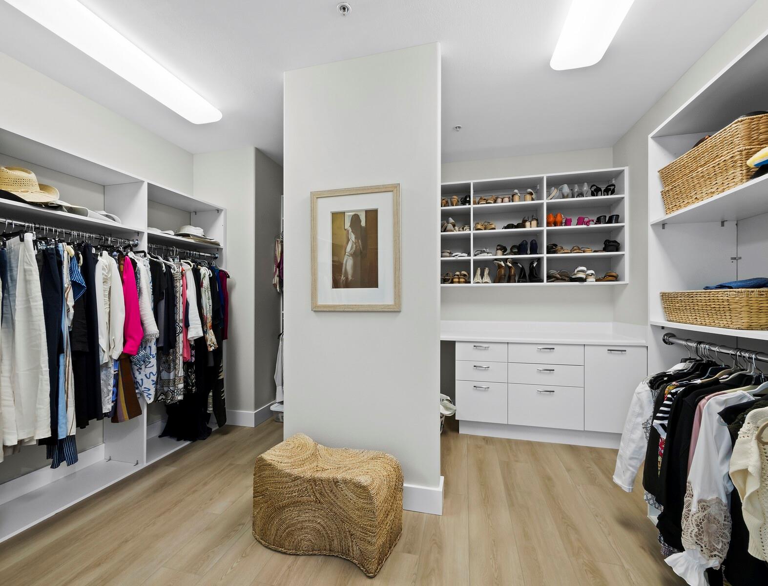 A4650526 Property Photo