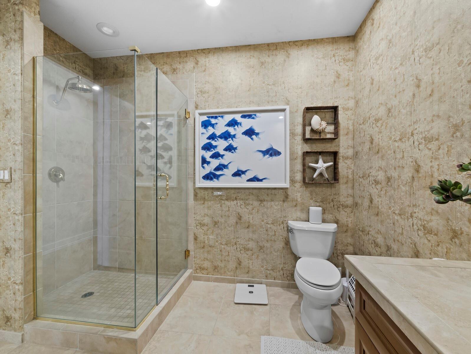 A4650526 Property Photo