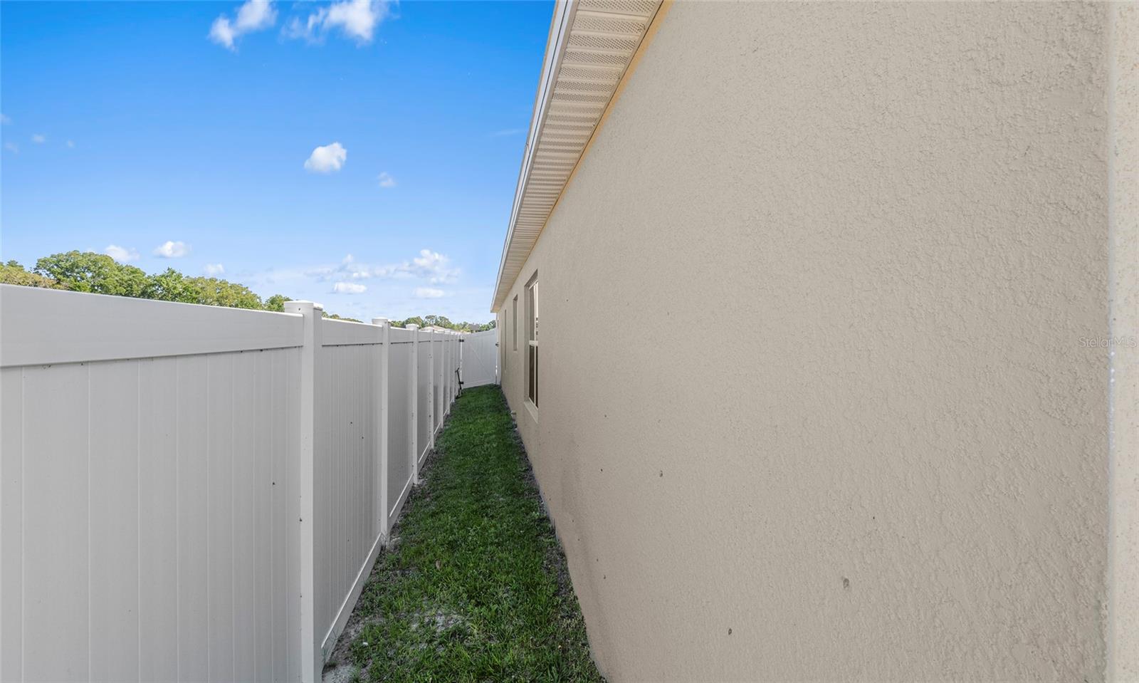 1065 MATTIE POINTE WAY, AUBURNDALE, FL, 33823