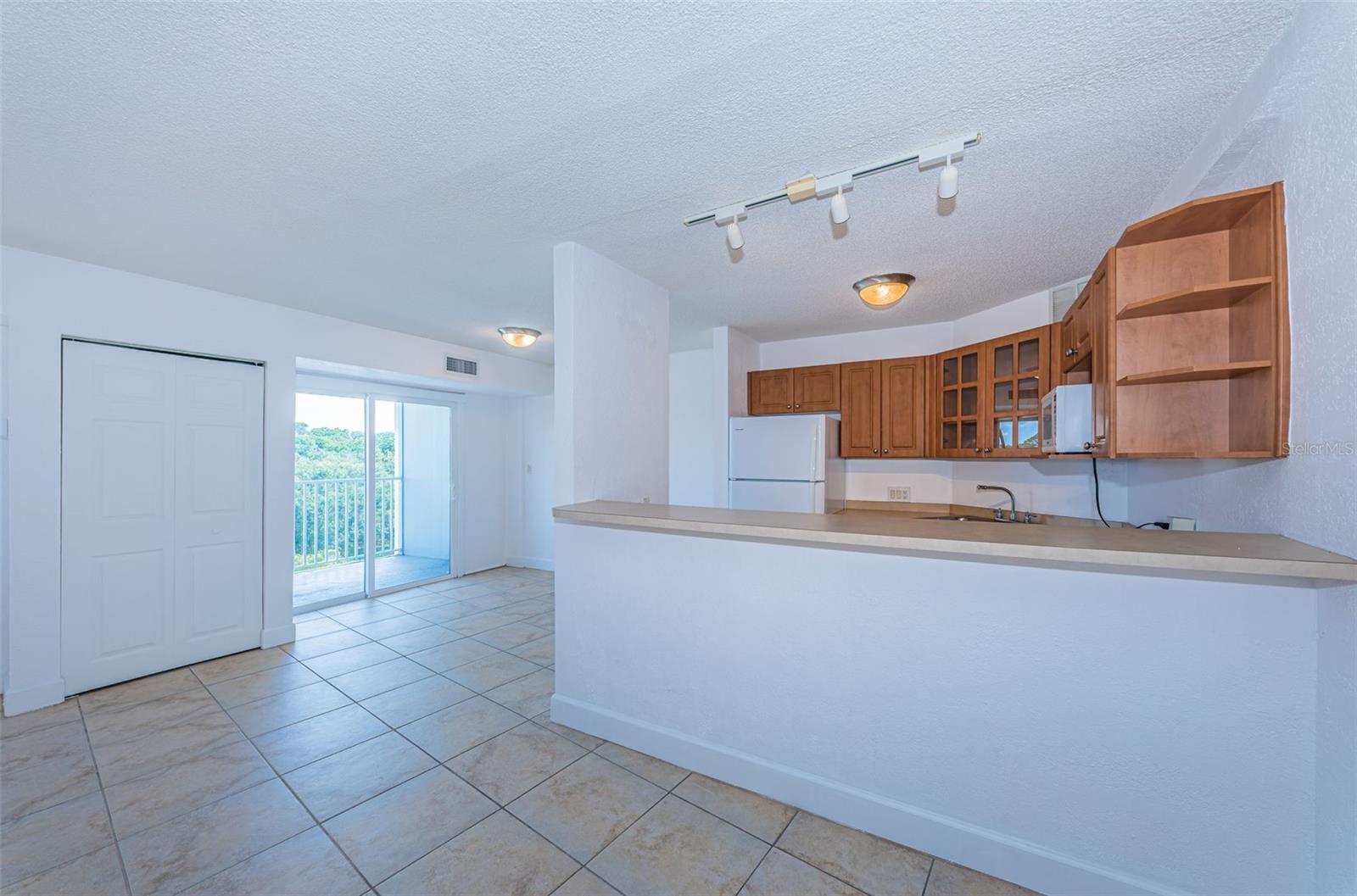 TB8379377 Property Photo